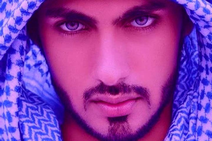 Naomi, 38, a red blue-eyed middle eastern companion based in Wijk bij Duurstede. Offering OWO, Couples, Tantra. Available for incall and outcall, day and eve...