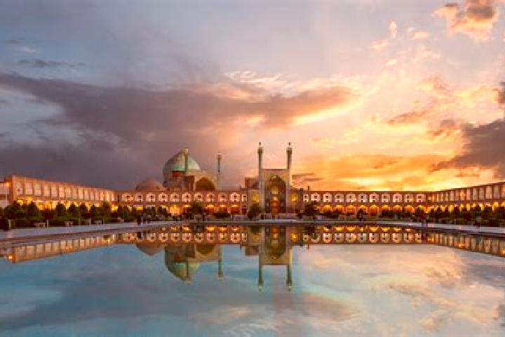 Naomi, 38 — Escort in Andimeshk, Iran