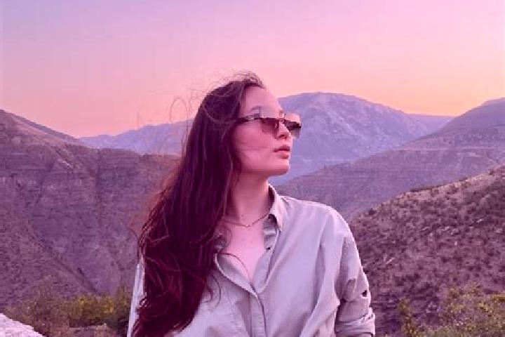 Naomi, 38 — Escort in Bayangol, Russia