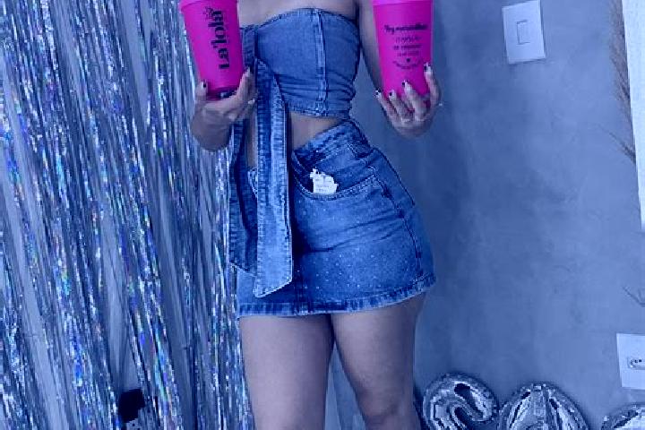 Naomi, 38 — Escort in Porteirinha, Brazil
