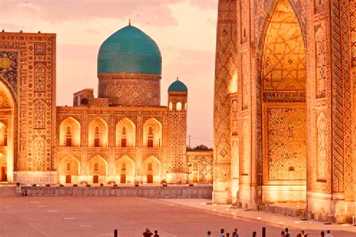Naomi, 38 — Escort in Qanliko l, Uzbekistan