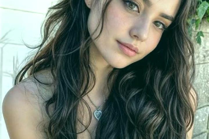 Naomi, 39, a auburn amber-eyed mediterranean companion based in Pietrelcina. Offering Dinner Date, Striptease, Erotic Massage, Massage. Available for incall ...