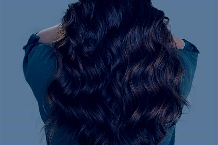 Naomi, 39, a auburn grey-eyed caucasian companion based in Leiben. Offering 69, A-Level, GFE. Available for incall and outcall, day and evening dates.