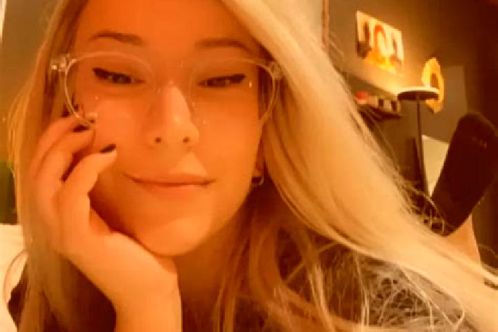 Naomi, 39, a blonde dark-eyed asian companion based in Kentron. Offering Deep French Kissing, Fetish, A-Level, Duos, Roleplay. Available for incall and outca...