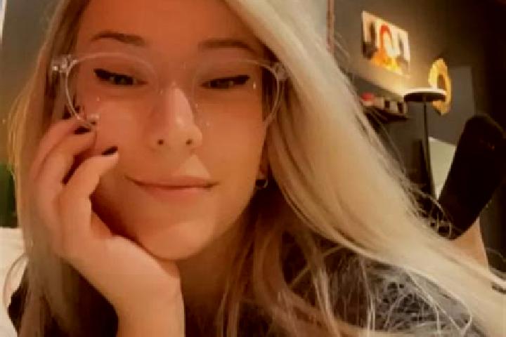 Naomi, 39, a dark blonde dark-eyed latina companion based in Petty Harbour-Maddox Cove. Offering Striptease, Duos, GFE. Available for incall and outcall, ove...