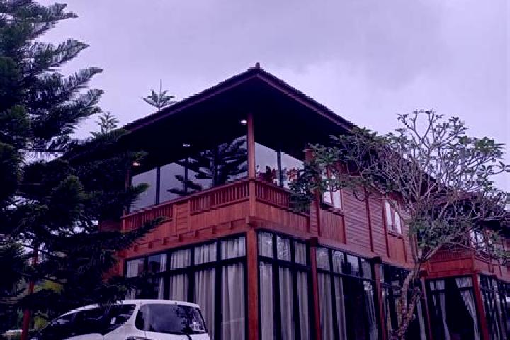 Naomi, 39 — Escort in Cikopo, Indonesia