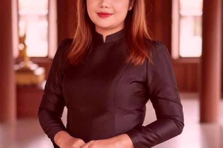 Naomi, 39 — Escort in Lam Thap, Thailand