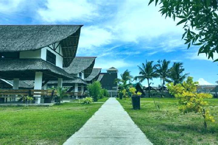 Naomi, 39 — Escort in Oton, Philippines