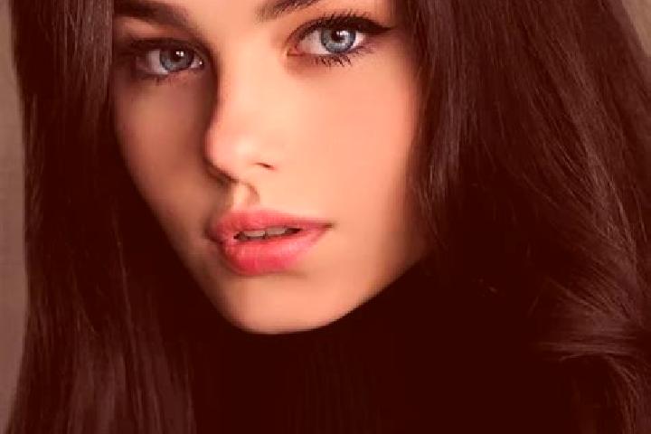 Natalie, 20, a black blue-eyed european companion based in Mekinje. Offering 69, Tantra, CIM. Available for incall and outcall, overnight bookings available.