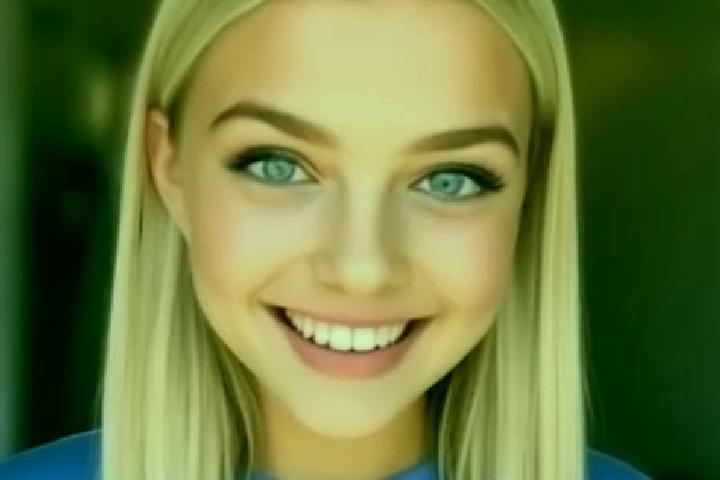 Natalie, 20, a blonde grey-eyed middle eastern companion based in Gurra e Vogel. Offering Duos, Couples. Available for incall and outcall, overnight bookings...