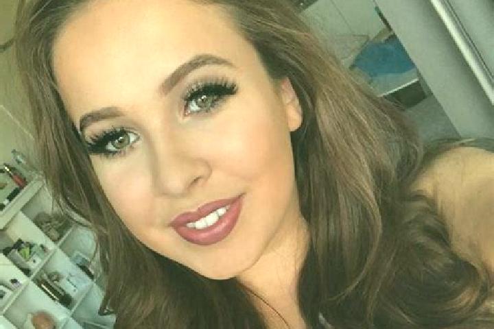 Natalie, 20, a red brown-eyed mediterranean companion based in Jiquinlaca. Offering BDSM, A-Level, Fetish. Available for incall and outcall, overnight bookin...