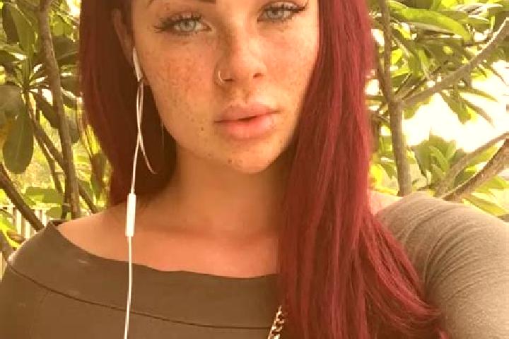 Natalie, 20, a red dark-eyed caribbean companion based in Baazra. Offering CIM, Overnight. Available for incall and outcall, day and evening dates.
