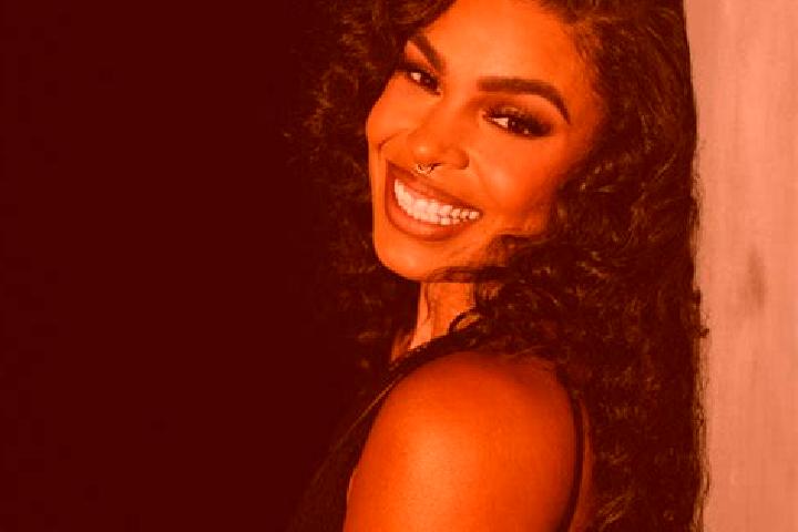 Natalie, 20 — Escort in Rosemont, United States