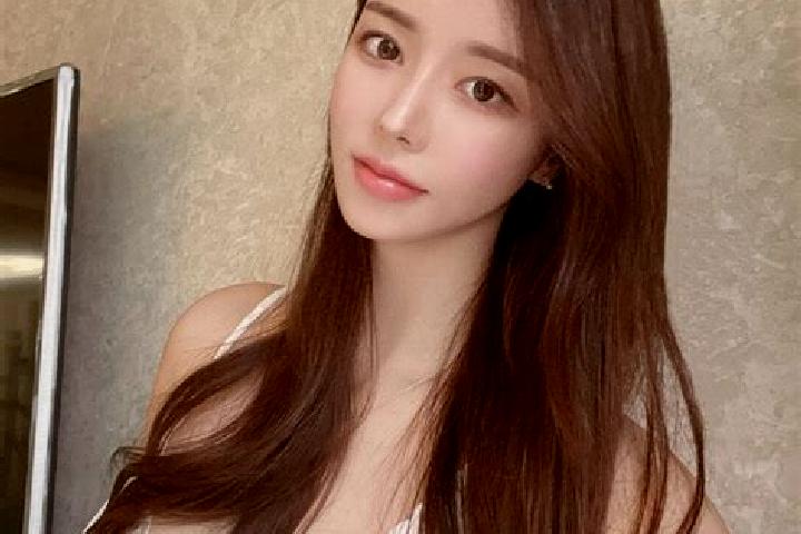 Natalie, 20 — Escort in Saruhanli, Turkey