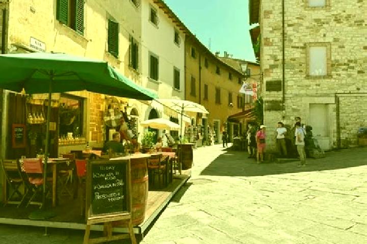 Natalie, 20 — Escort in Strada in Chianti, Italy
