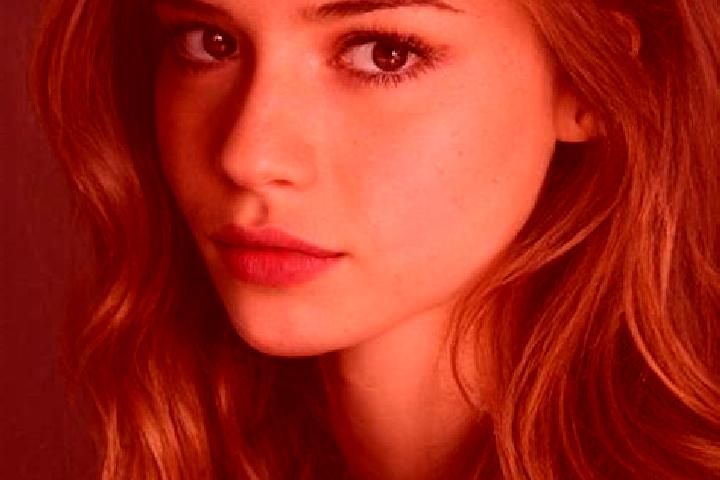 Natalie, 21, a auburn hazel-eyed caucasian companion based in Pagerwojo. Offering GFE, Party Girl, Couples. Available for incall and outcall, overnight booki...