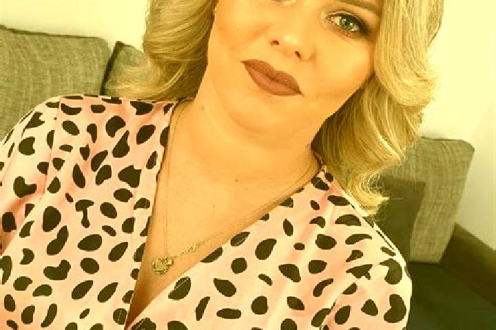 Natalie, 21 — Escort in Bargauani, Romania