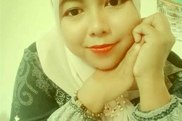Natalie, 21 — Escort in Tambakrejo, Indonesia