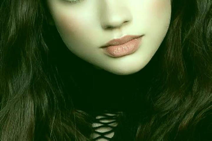 Natalie, 22, a brunette dark-eyed caribbean companion based in Langangen. Offering GFE, Prostate Massage, Dinner Date, Girlfriend Experience. Available for i...