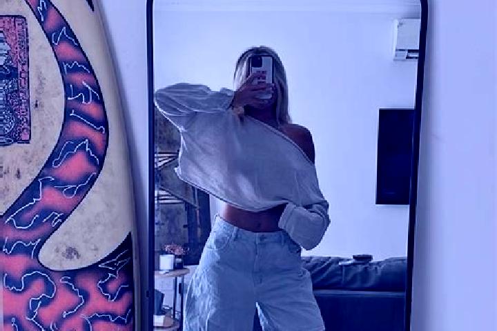 Natalie, 22 — Escort in Curra, Australia