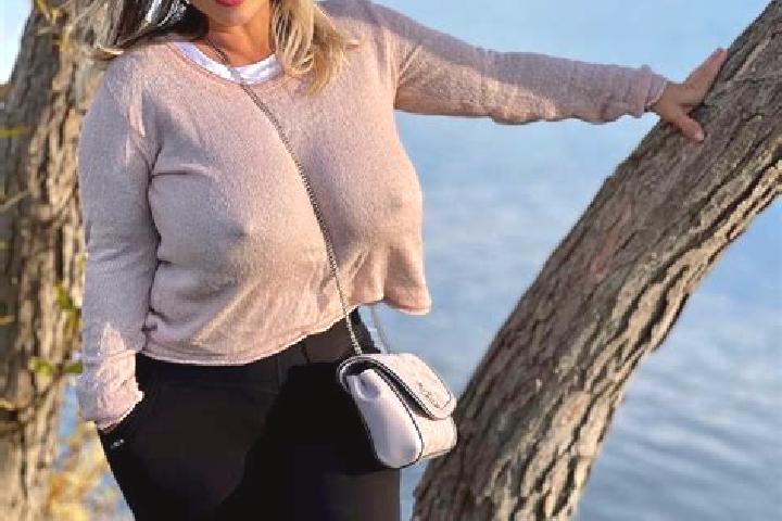Natalie, 22 — Escort in Gig Harbor, United States