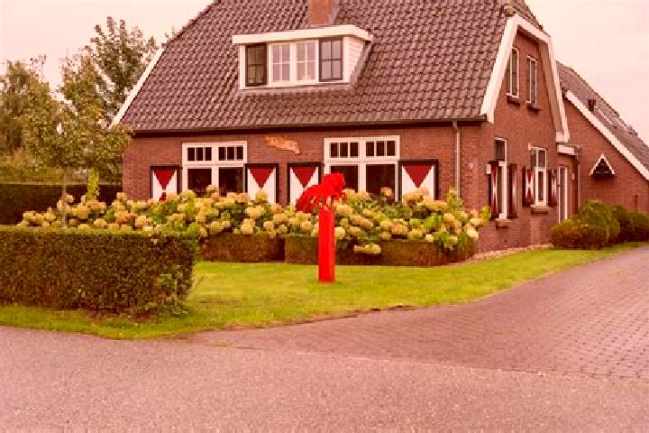 Natalie, 22 — Escort in Hoge Enk, Netherlands