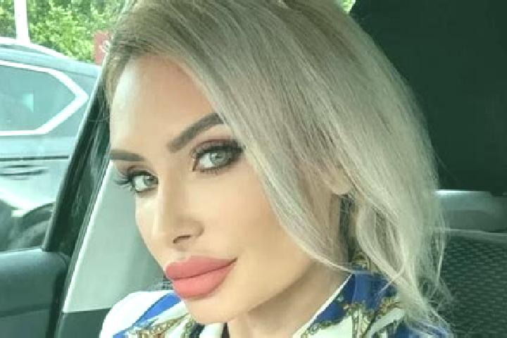Natalie, 22 — Escort in Urma, Russia
