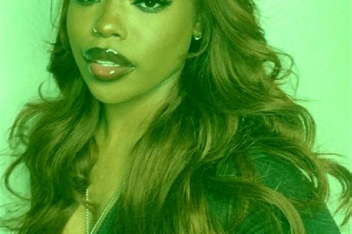 Natalie, 23, a auburn amber-eyed ebony companion based in Pond Creek. Offering Deep French Kissing, Travel Companion, Striptease, 69. Available for incall an...