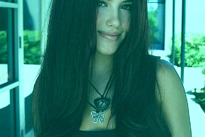 Natalie, 23, a auburn dark-eyed mixed companion based in Ngalupolo. Offering Domination, A-Level, Couples, Deep French Kissing, CIM. Available for incall and...