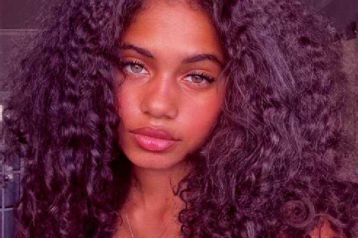 Natalie, 23, a black grey-eyed ebony companion based in Al-Bi na. Offering CIM, Overnight, Couples. Available for incall and outcall, day and evening dates.