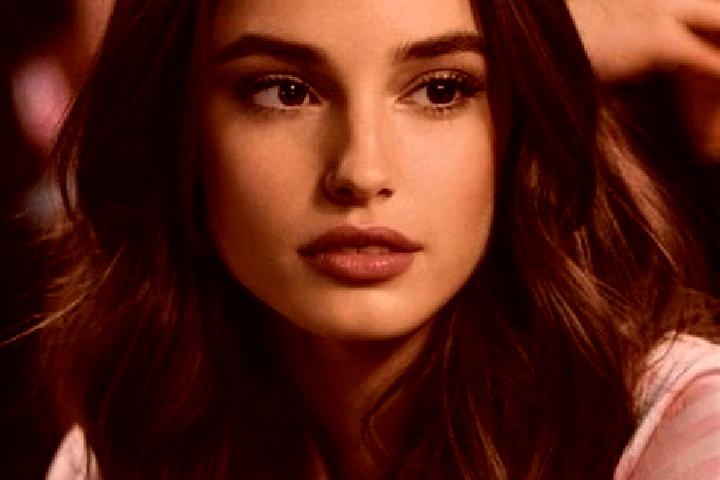 Natalie, 23, a brunette brown-eyed slavic companion based in Zhaobei. Offering Party Girl, BDSM, 69, Prostate Massage. Available for incall and outcall, over...