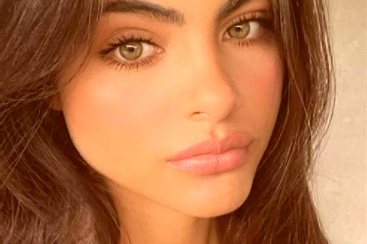 Natalie, 23, a chestnut dark-eyed middle eastern companion based in Chyhyryn. Offering GFE, Deep French Kissing, Tantra, Prostate Massage, OWO. Available for...