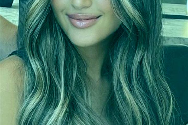 Natalie, 23, a dark blonde brown-eyed middle eastern companion based in Valeggio. Offering Dinner Date, BDSM, Deep French Kissing, Massage, Overnight. Availa...
