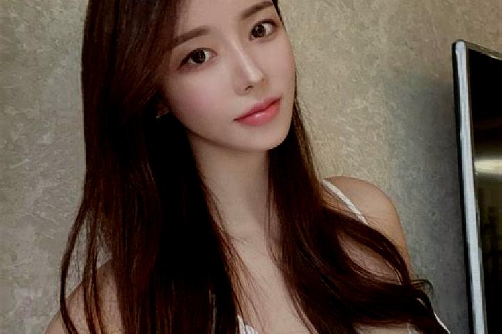 Natalie, 23 — Escort in Liu ao, China