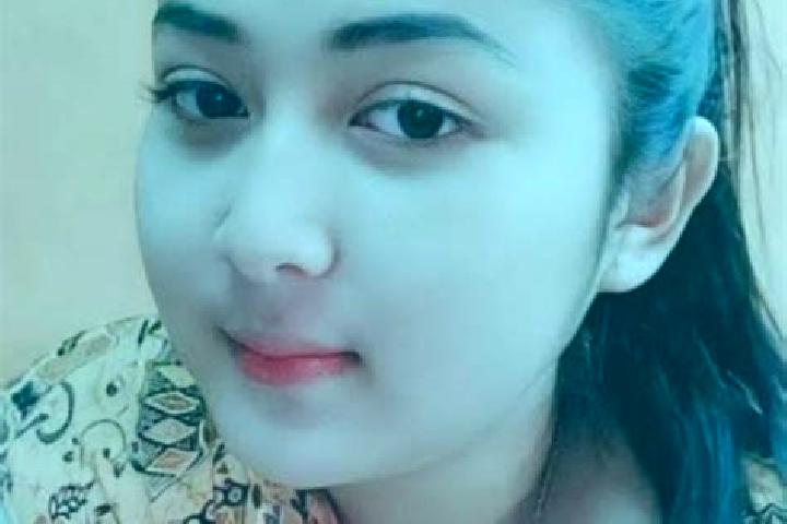Natalie, 23 — Escort in Samarang, Indonesia