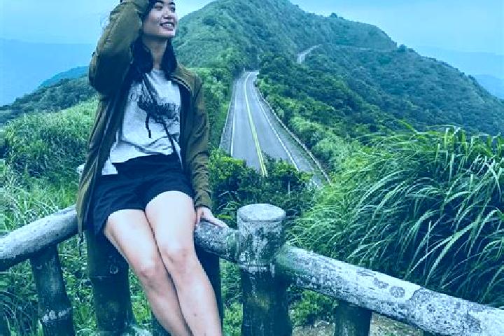 Natalie, 23 — Escort in Shuangxi, China