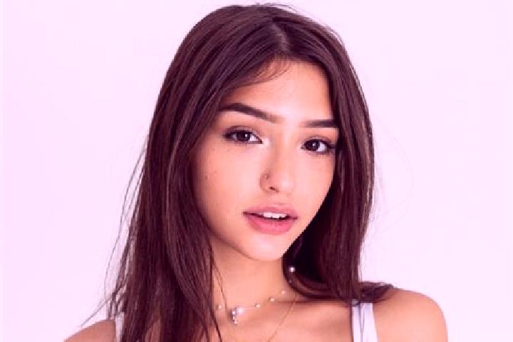 Natalie, 23 — Escort in Tekeli, Kazakhstan
