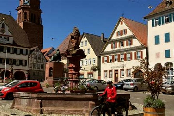Natalie, 23 — Escort in Weissach, Germany