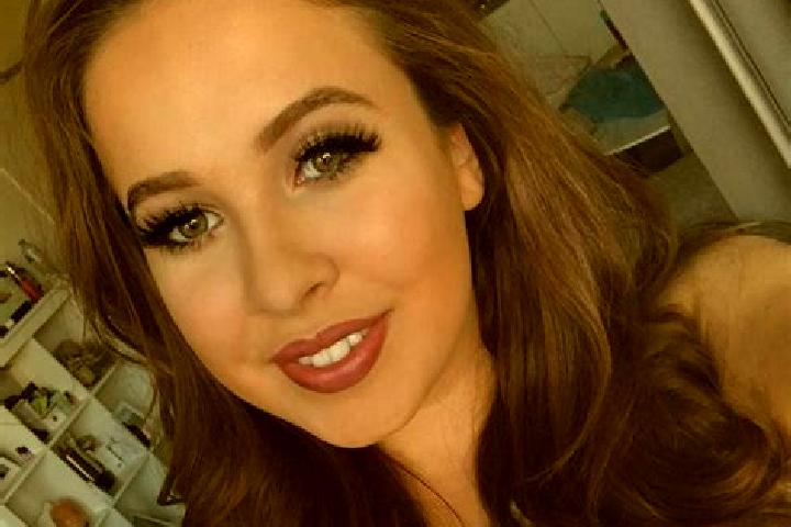 Natalie, 24, a black grey-eyed mediterranean companion based in Brocas. Offering Duos, Dinner Date, CIM. Available for incall and outcall, day and evening da...