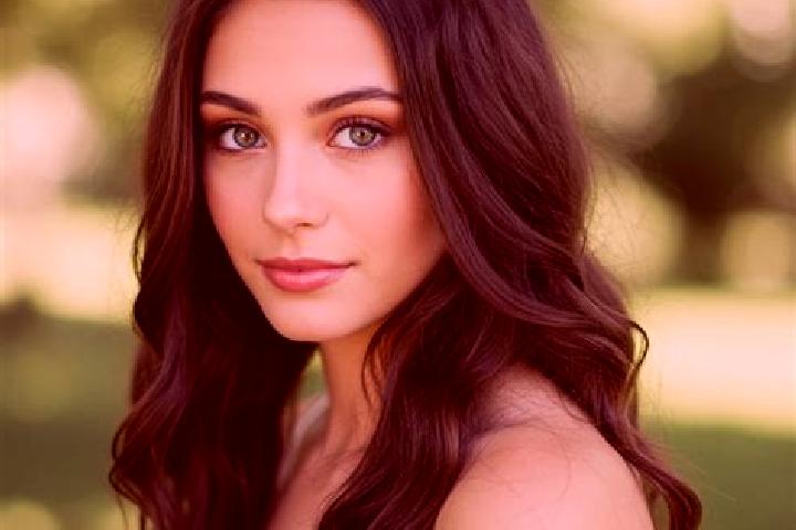 Natalie, 24, a black hazel-eyed slavic companion based in Koffi-Kouassikro. Offering Party Girl, Girlfriend Experience, CIM, GFE, Deep French Kissing. Availa...