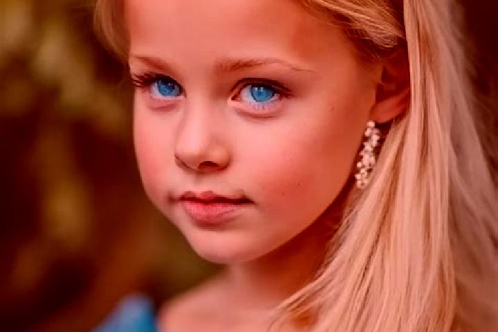Natalie, 24, a blonde blue-eyed caucasian companion based in Malila. Offering A-Level, BDSM, GFE, Roleplay. Available for incall and outcall, day and evening...