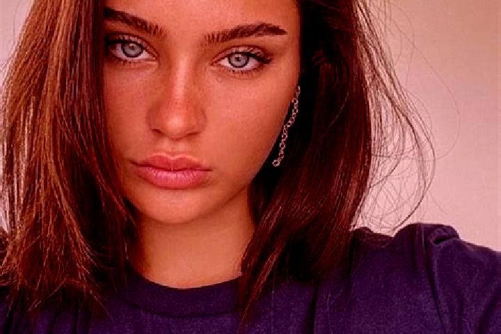 Natalie, 24, a brunette dark-eyed caucasian companion based in Kadannappalli. Offering Striptease, Dinner Date, Duos. Available for incall and outcall, overn...