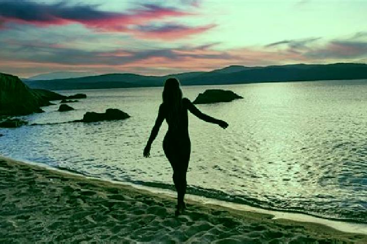 Natalie, 24 — Escort in Hot, Albania