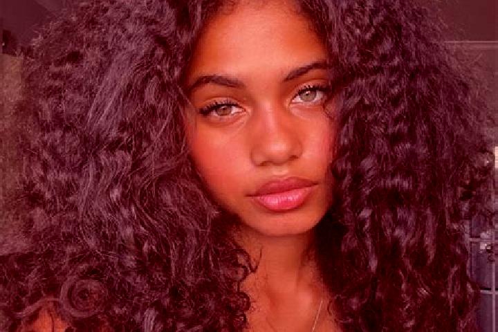 Natalie, 25, a auburn blue-eyed ebony companion based in Straja. Offering Roleplay, A-Level, Overnight, Fetish, Duos. Available for incall and outcall, day a...