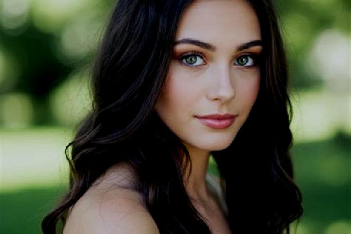 Natalie, 25, a brunette hazel-eyed latina companion based in Vohrenbach. Offering Striptease, GFE, Travel Companion. Available for incall and outcall, overni...