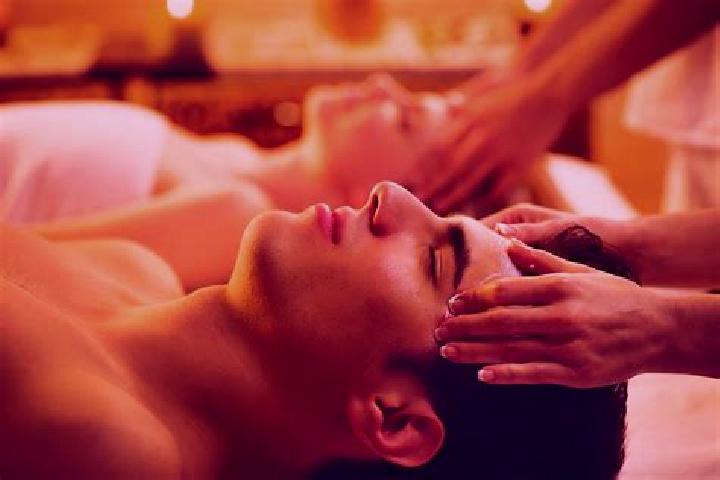 Natalie, 25, a red amber-eyed mediterranean companion based in Oberkrimml. Offering Erotic Massage, Prostate Massage, Deep French Kissing, A-Level. Available...