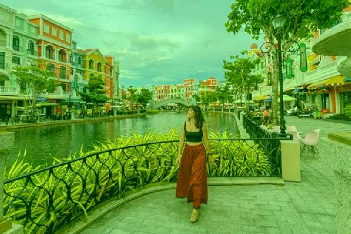 Natalie, 25, a red brown-eyed asian companion based in Phu Phong. Offering Couples, CIM, Girlfriend Experience, Striptease, Massage. Available for incall and...