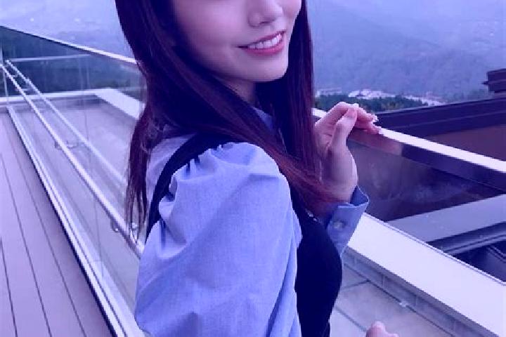 Natalie, 25 — Escort in Caihua, China
