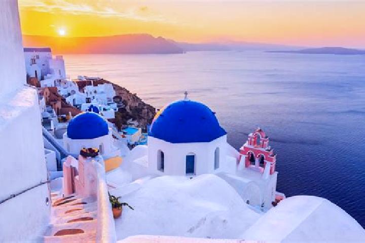 Natalie, 25 — Escort in Krinides, Greece