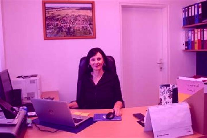 Natalie, 25 — Escort in Oberloisdorf, Austria
